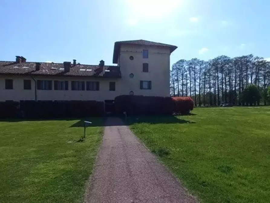 Immagine 14 di Appartamento in vendita  in Via Cascina Tolcinasco a Pieve Emanuele