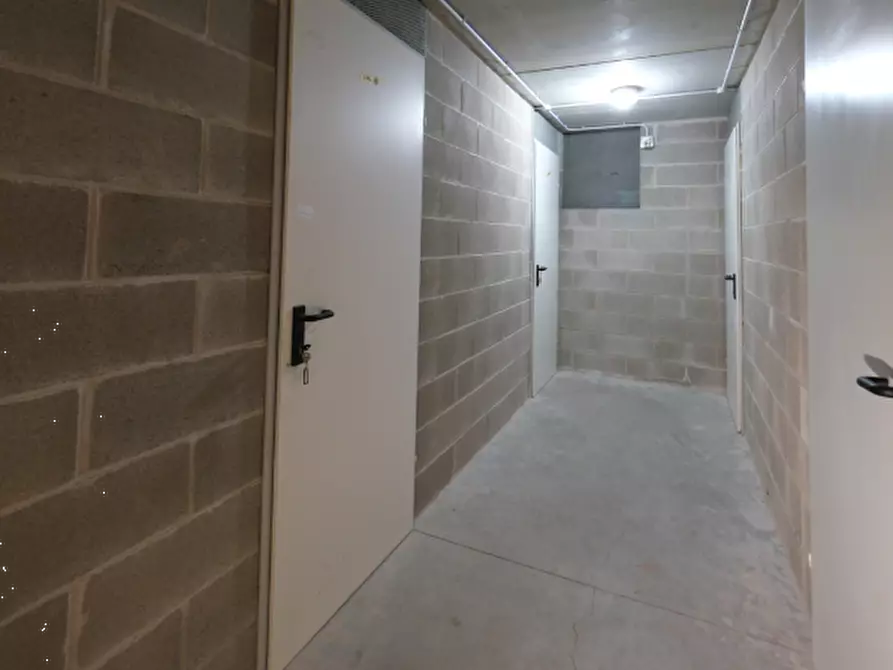 Immagine 15 di Appartamento in vendita  in Via Milano a Treviglio