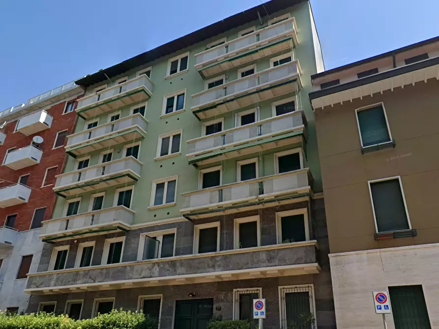 Immagine 5 di Appartamento in vendita  in Via Mosè Bianchi a Milano