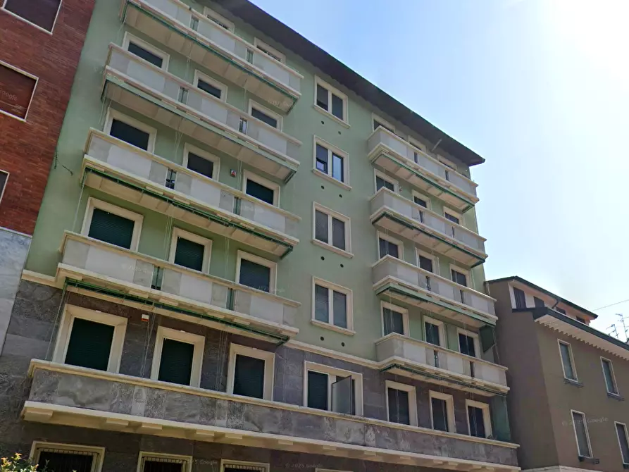 Immagine 8 di Appartamento in vendita  in Via Mosè Bianchi a Milano