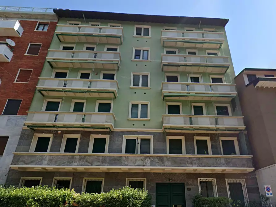 Immagine 11 di Appartamento in vendita  in Via Mosè Bianchi a Milano