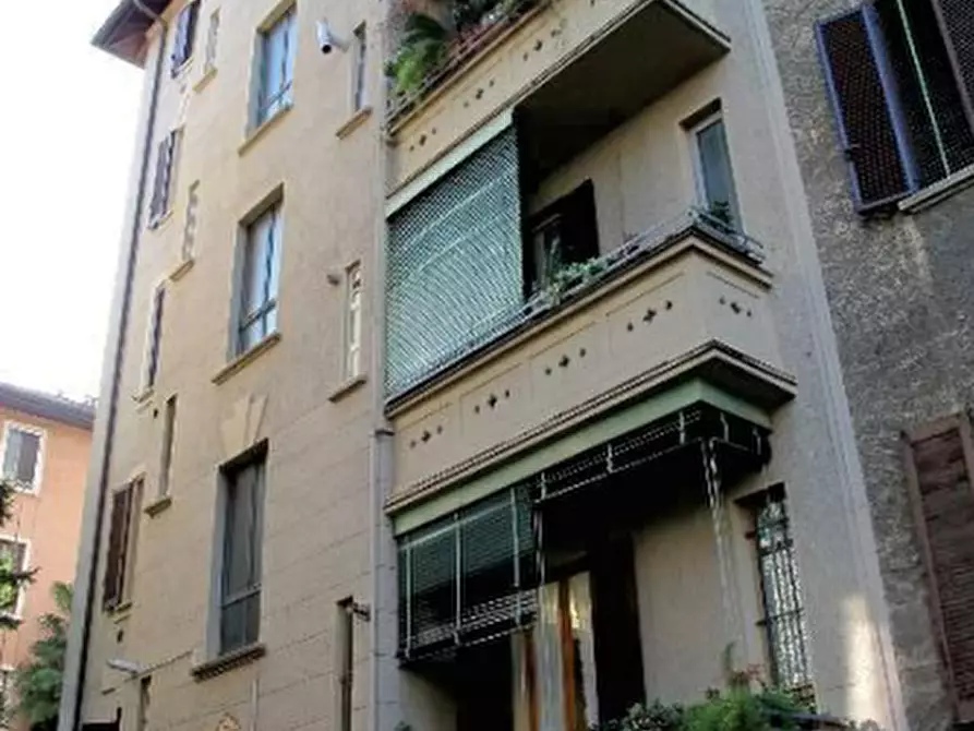 Immagine 2 di Appartamento in vendita  in Via Mac Mahon a Milano