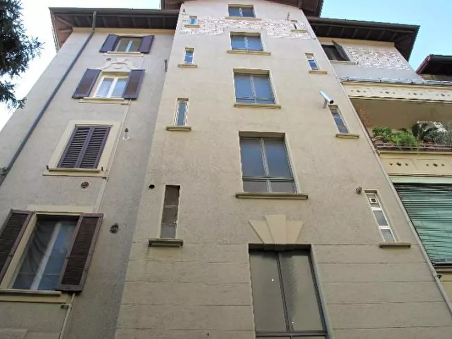 Immagine 6 di Appartamento in vendita  in Via Mac Mahon a Milano