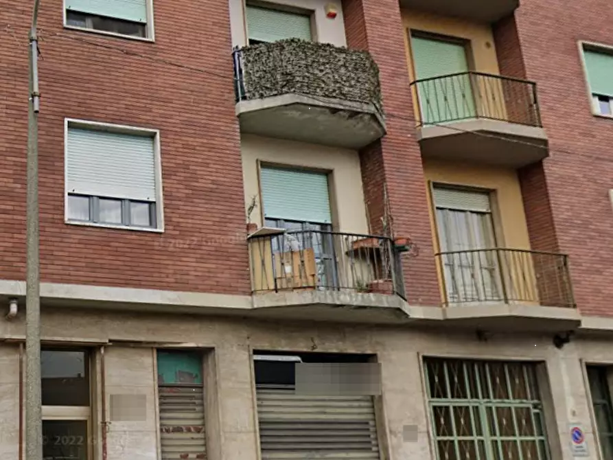 Immagine 4 di Negozio in vendita  in Via Bard a Torino