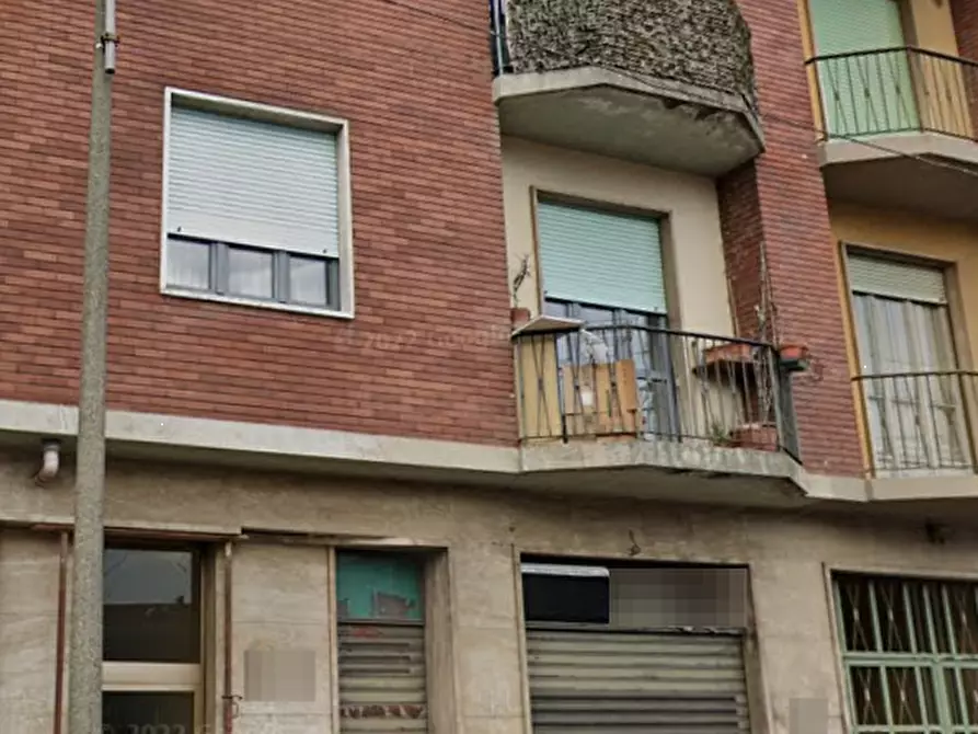 Immagine 9 di Negozio in vendita  in Via Bard a Torino