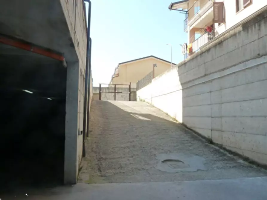 Immagine 13 di Appartamento in vendita  in Via Matera a Teverola