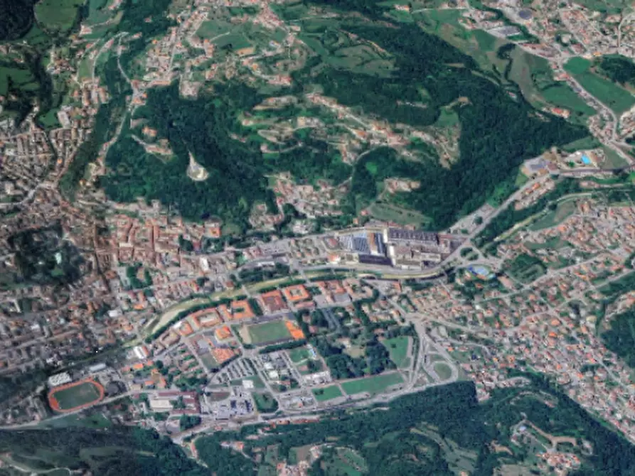 Immagine 6 di Appartamento in vendita  in Via Duca d'Aosta a Valdagno