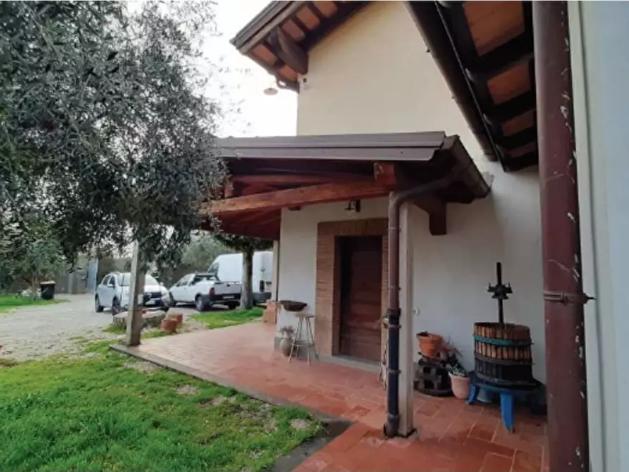 Immagine 5 di Villa in vendita  in Via Montegiove Vecchio a Genzano Di Roma