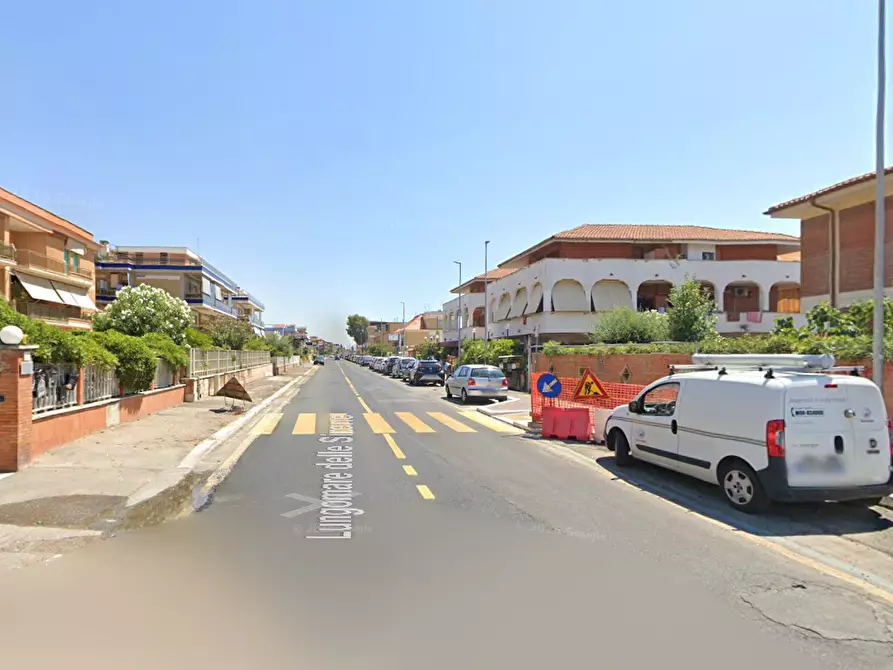 Immagine 7 di Appartamento in vendita  in Via Lungomare delle Sirene a Pomezia