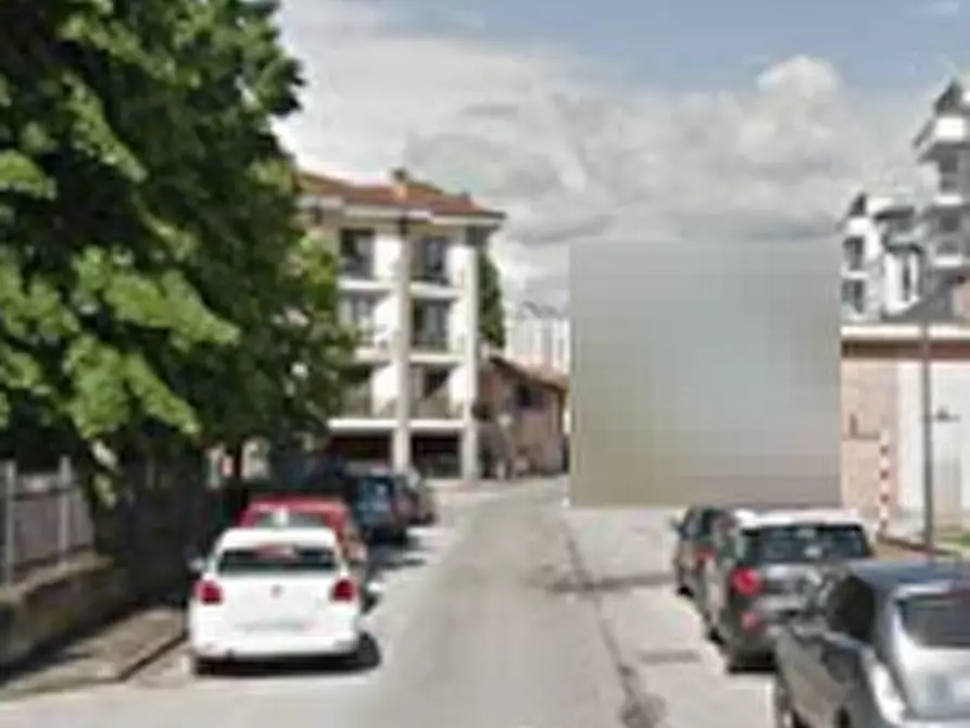 Immagine 11 di Appartamento in vendita  in Via Nino Costa a Pinerolo