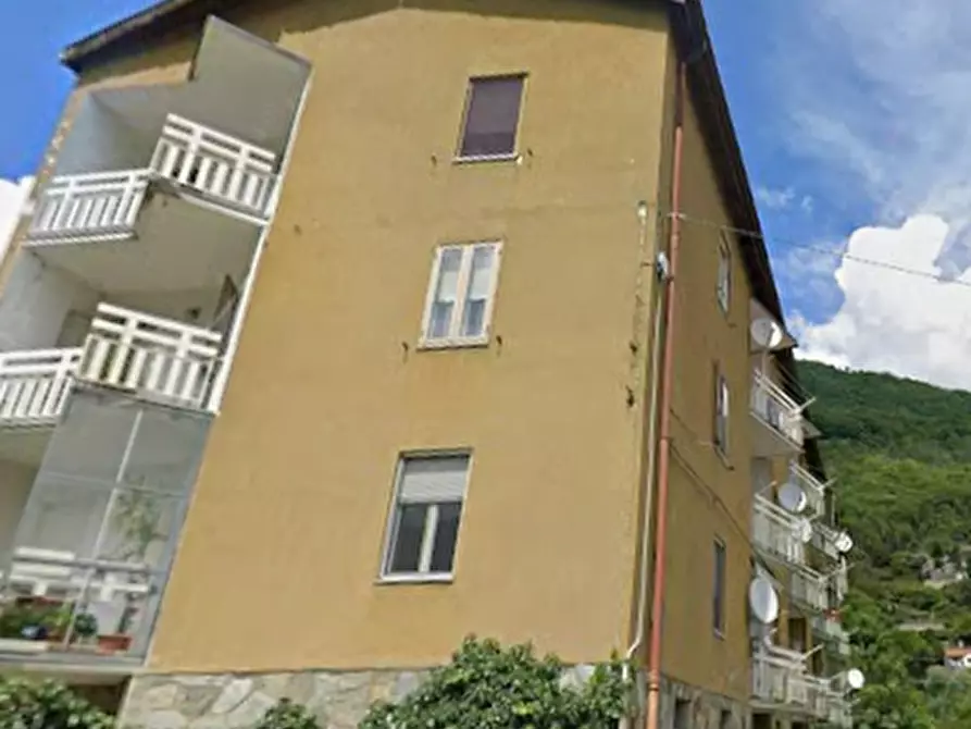 Immagine 2 di Appartamento in vendita  in Via Pilot a Pont Canavese