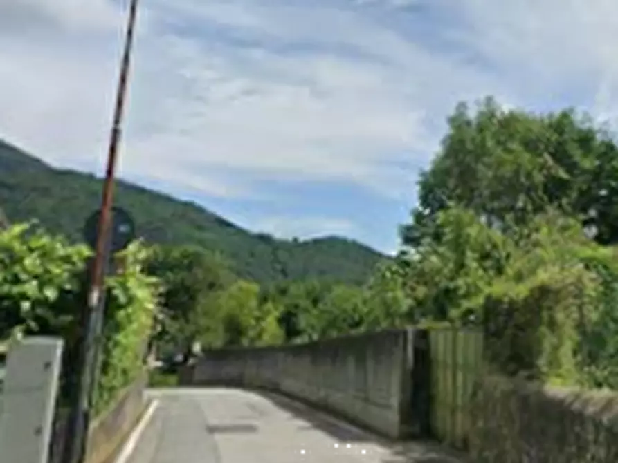 Immagine 7 di Appartamento in vendita  in Via Pilot a Pont Canavese