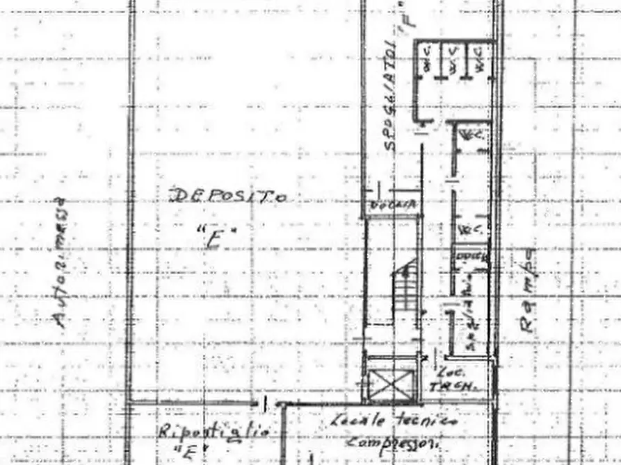 Immagine 6 di Negozio in vendita  in Via Niccolò Copernico a Pomezia