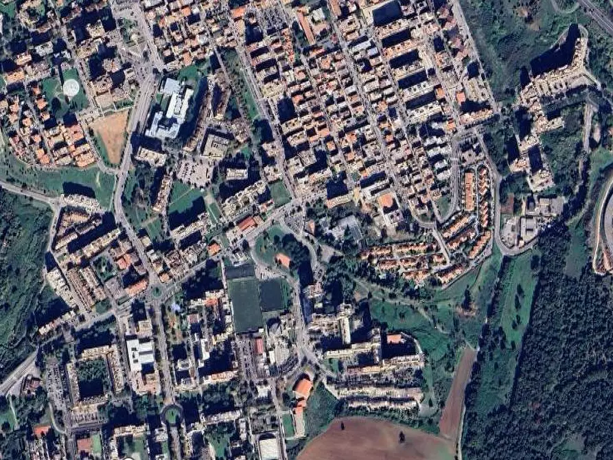 Immagine 12 di Negozio in vendita  in Via Niccolò Copernico a Pomezia