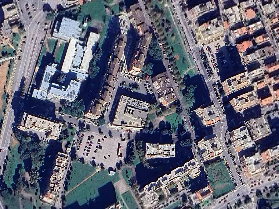 Immagine 14 di Negozio in vendita  in Via Niccolò Copernico a Pomezia