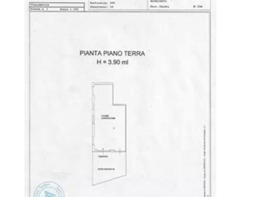 Immagine 10 di Negozio in vendita  in Via Zittola  a Chieti