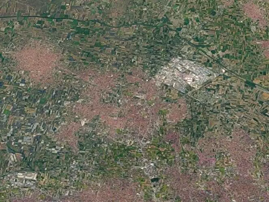 Immagine 9 di Negozio in vendita  in Viale Kennedy a Aversa