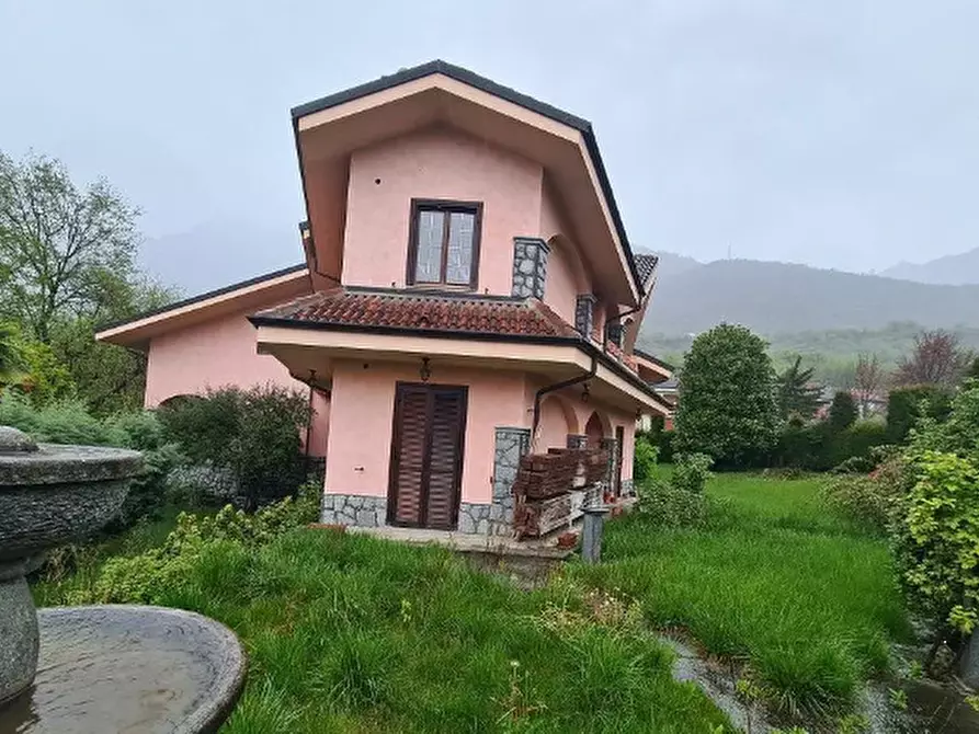 Immagine 3 di Villetta a schiera in vendita  in Via Primo Maggio a Chianocco