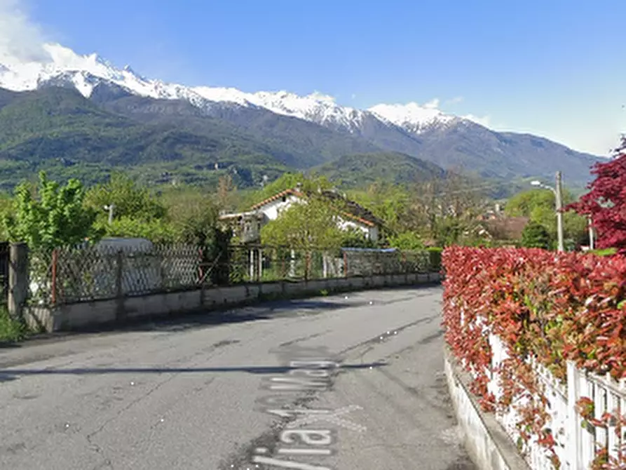 Immagine 10 di Villetta a schiera in vendita  in Via Primo Maggio a Chianocco