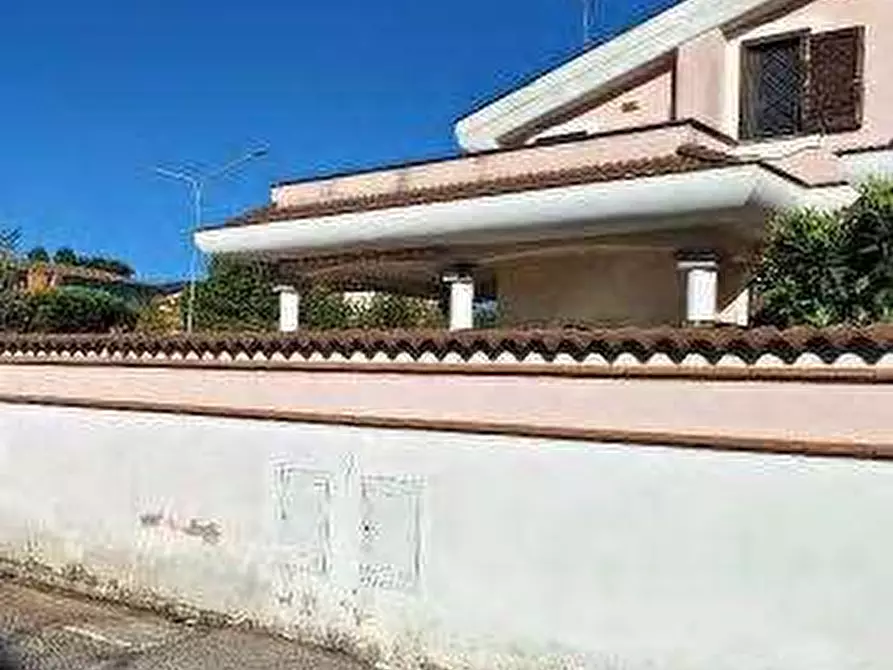 Immagine 8 di Villa in vendita  in Via Pistoia a Ardea