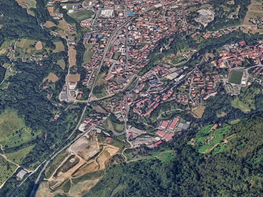 Immagine 10 di Negozio in vendita  in Via Cava di Sopra a Caprino Bergamasco