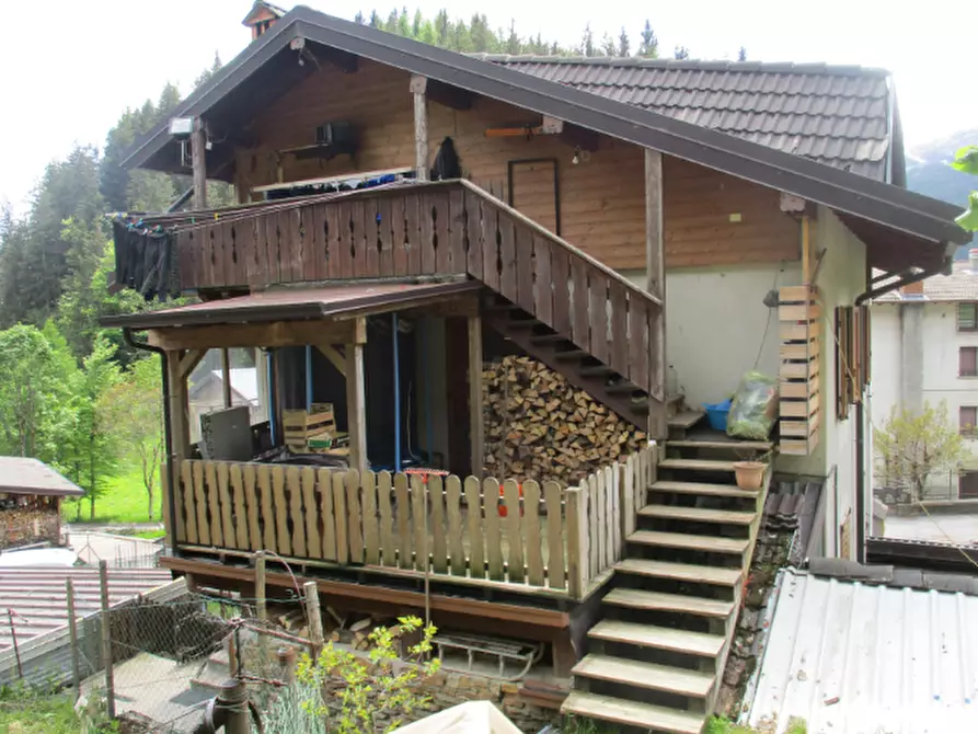 Immagine 1 di Appartamento in vendita  in Via Manina a Vilminore Di Scalve