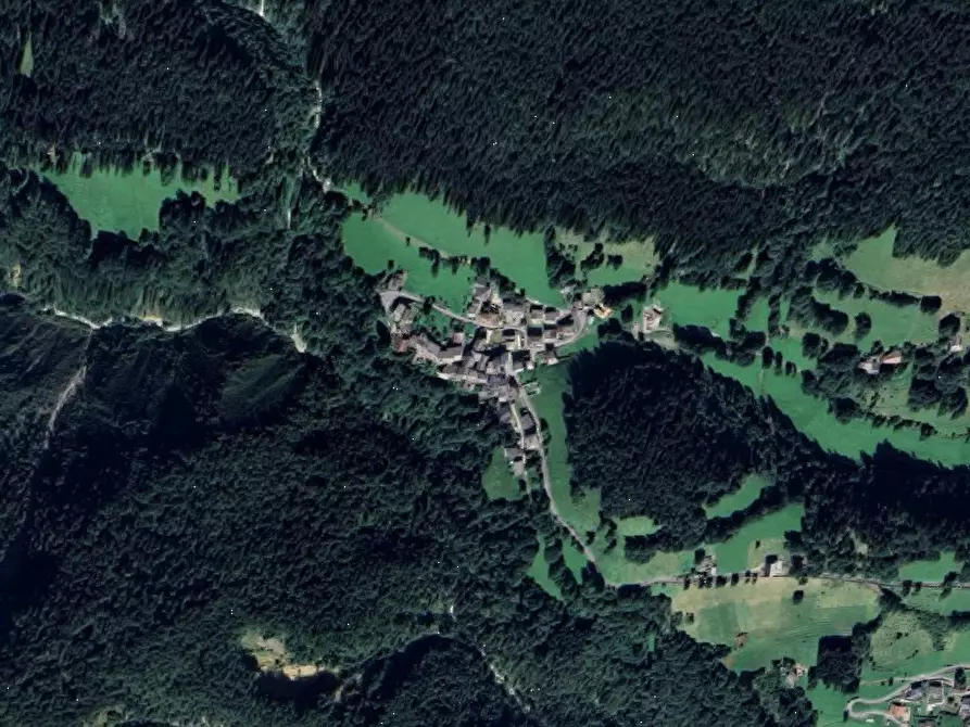 Immagine 4 di Appartamento in vendita  in Via Scultore Piccini  a Vilminore Di Scalve