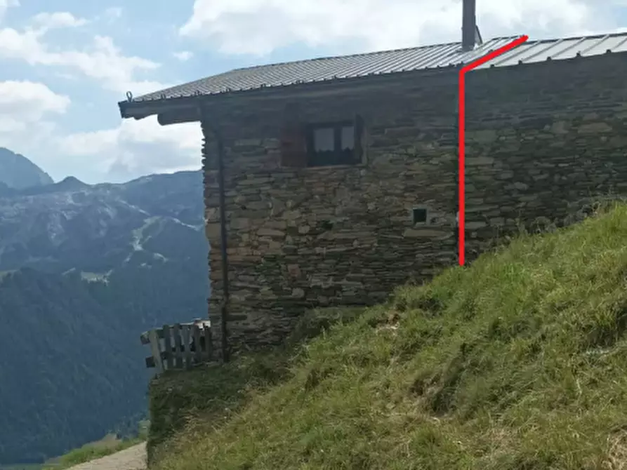 Immagine 2 di Porzione di casa in vendita  in località Esenne  a Vilminore Di Scalve