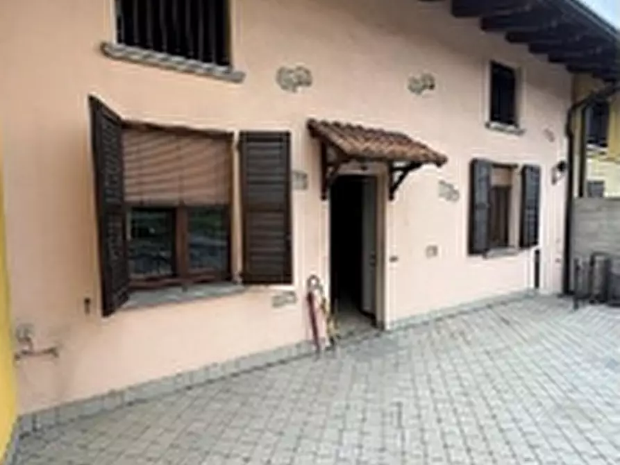 Immagine 1 di Appartamento in vendita  in Via Torrente Quisa a Bergamo