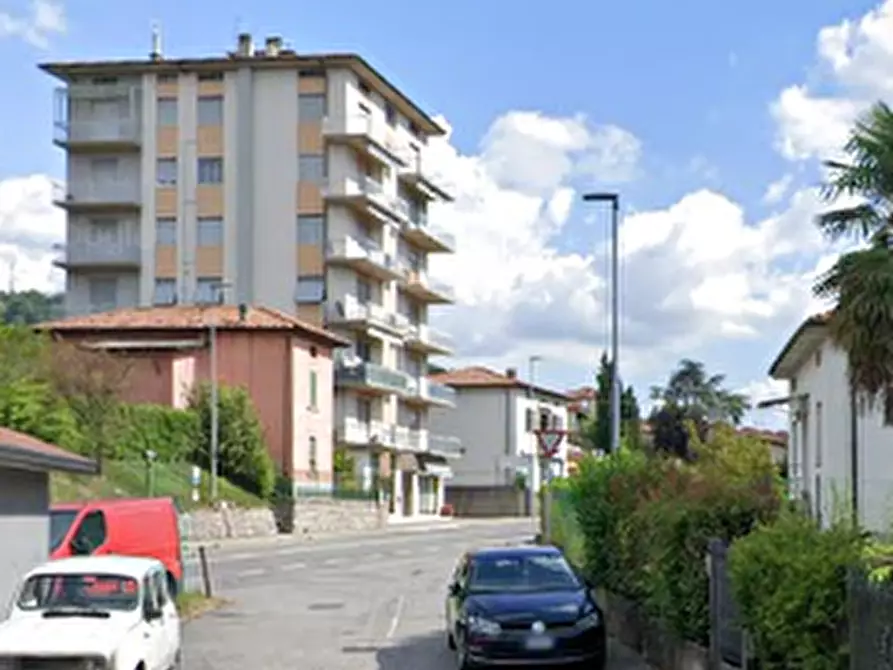 Immagine 7 di Appartamento in vendita  in Via Torrente Quisa a Bergamo