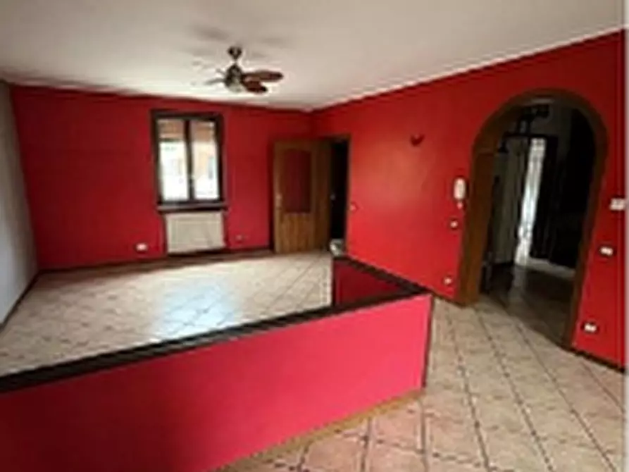 Immagine 15 di Appartamento in vendita  in Via Torrente Quisa a Bergamo