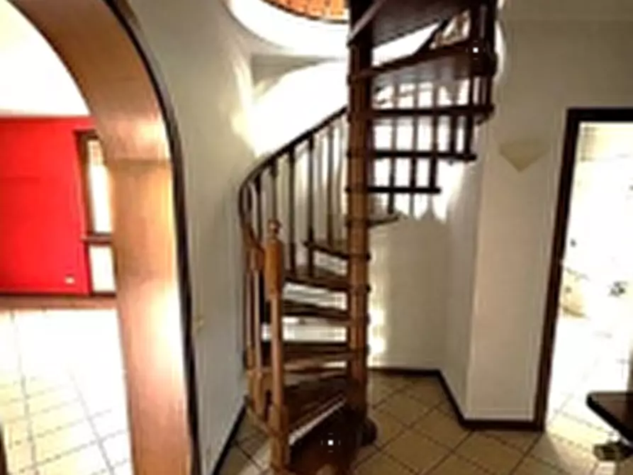 Immagine 23 di Appartamento in vendita  in Via Torrente Quisa a Bergamo