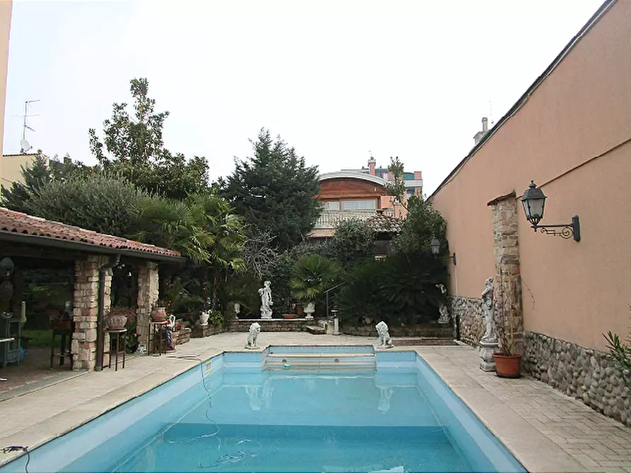 Immagine 6 di Porzione di villa in vendita  in Via Fiume a Lissone