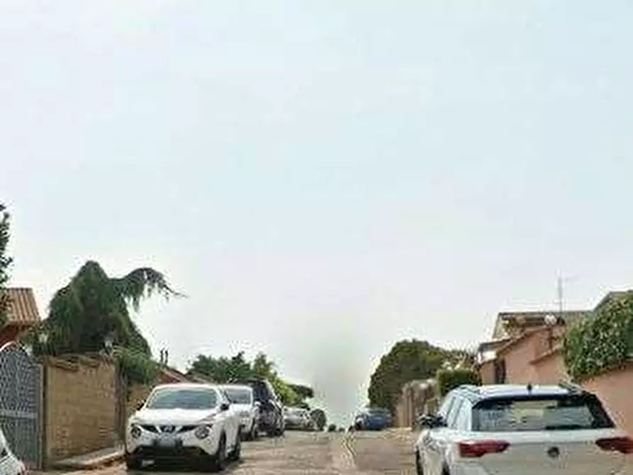 Immagine 11 di Villa in vendita  in Via Bolsena a Ardea