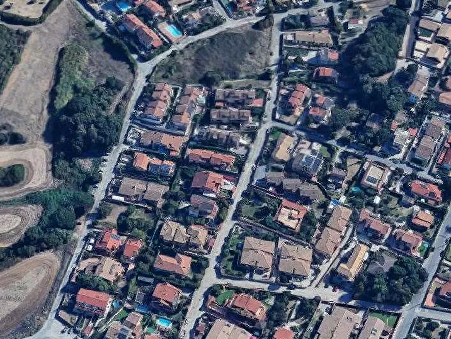 Immagine 13 di Villa in vendita  in Via Bolsena a Ardea