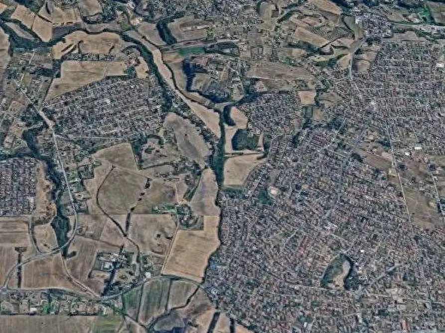 Immagine 15 di Villa in vendita  in Via Bolsena a Ardea