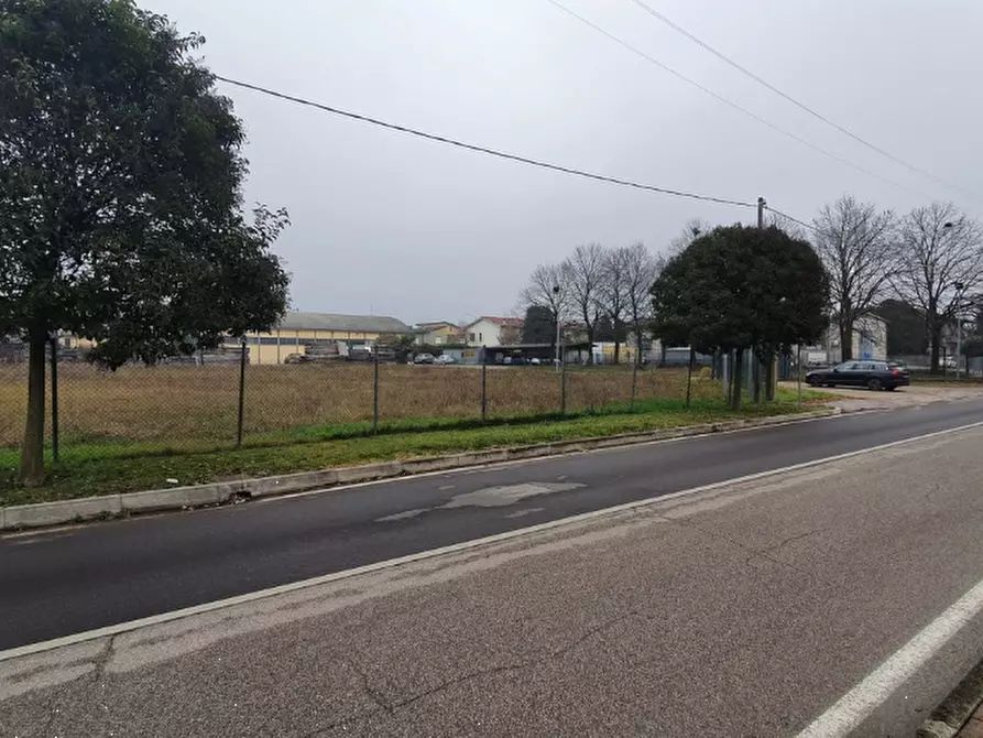 Immagine 3 di Terreno edificabile in vendita  in Via Aurelio Gobetti a San Pietro Di Morubio