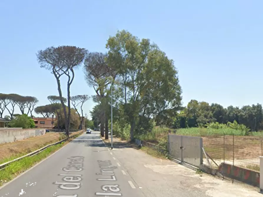 Immagine 5 di Appartamento in vendita  in Via Giorgio Bassani a Roma