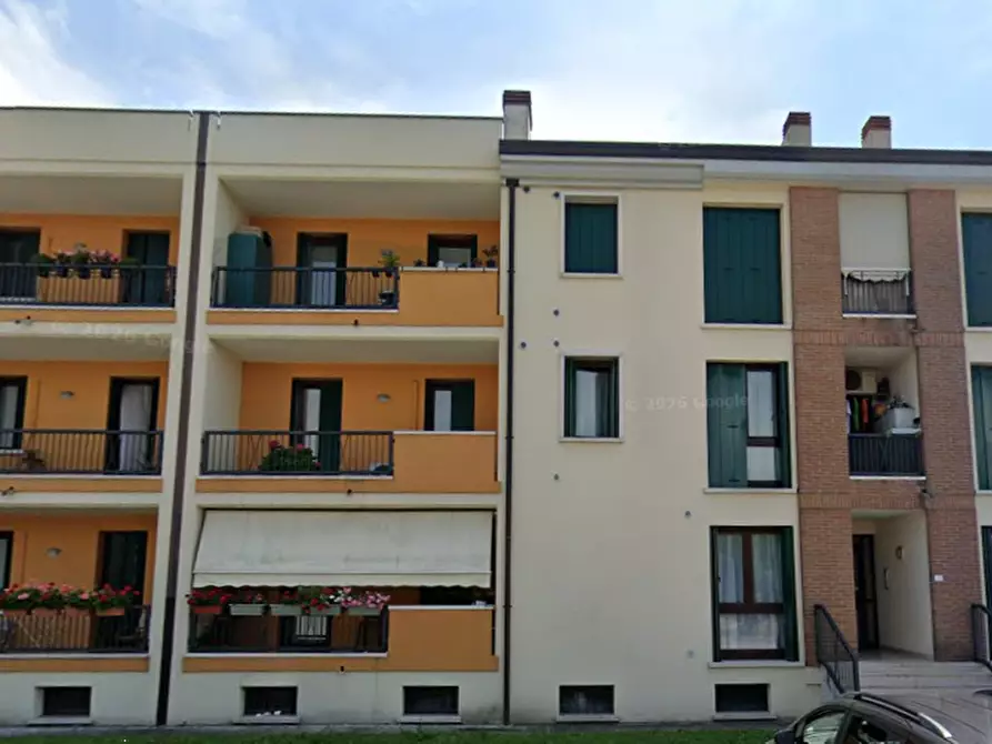 Immagine 4 di Appartamento in vendita  in Via Antonio Canova a Casier