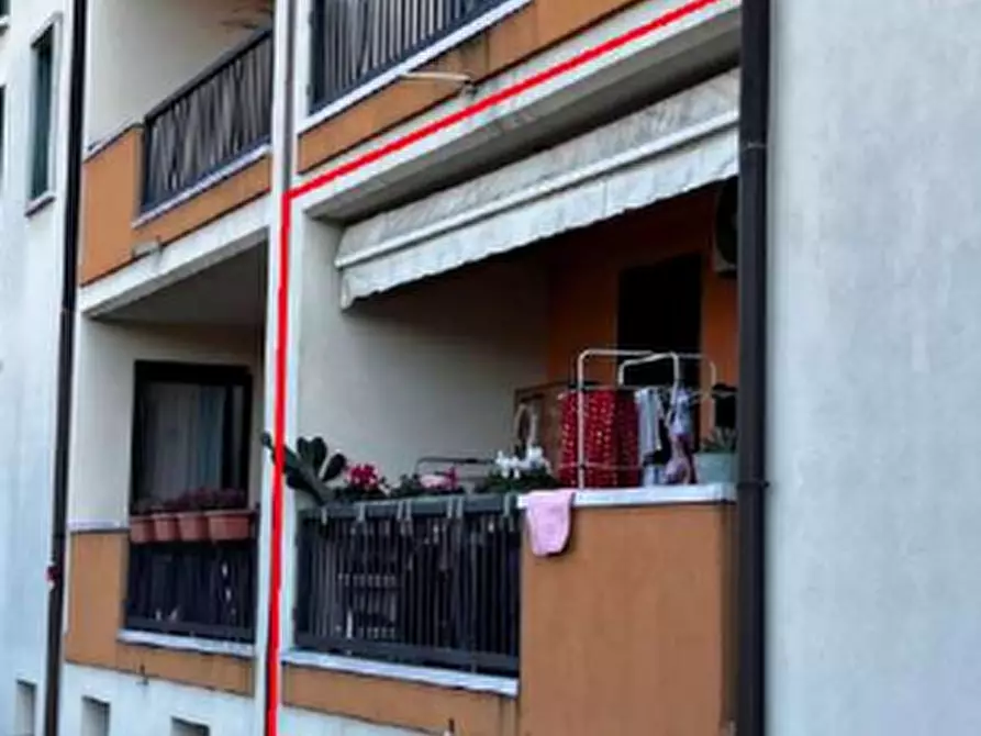 Immagine 13 di Appartamento in vendita  in Via Antonio Canova a Casier