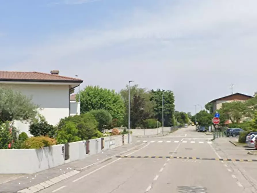 Immagine 15 di Appartamento in vendita  in Via Antonio Canova a Casier