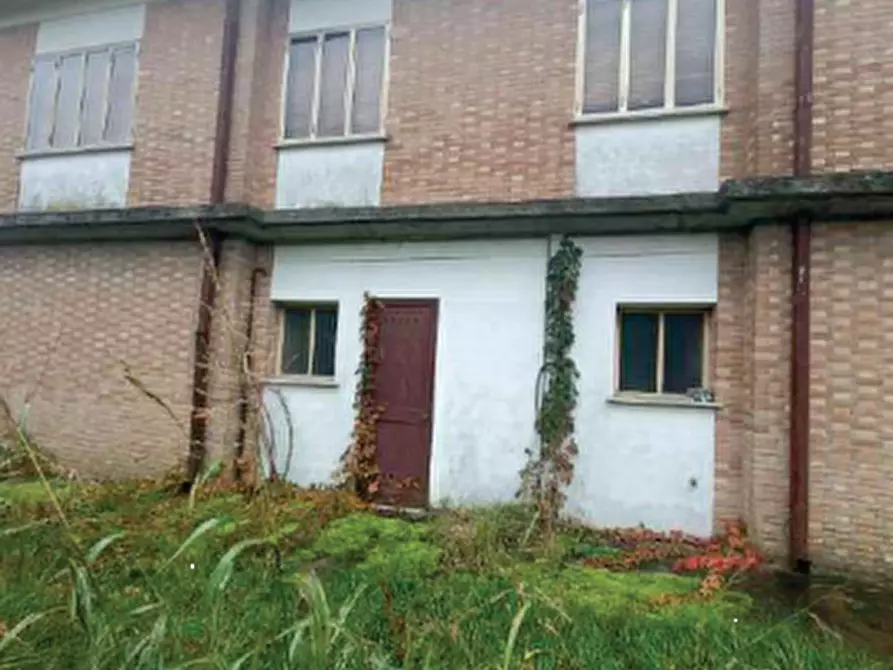 Immagine 9 di Villa in vendita  in Via Roncade a San Biagio Di Callalta