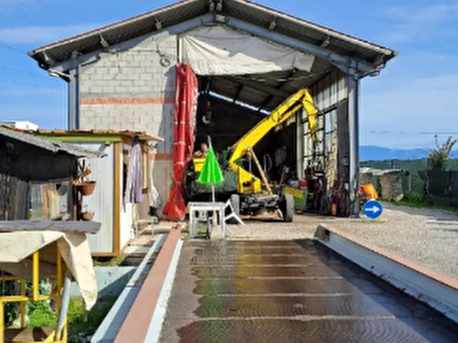 Immagine 2 di Magazzino in vendita  in Via degli Alpini a Arcade