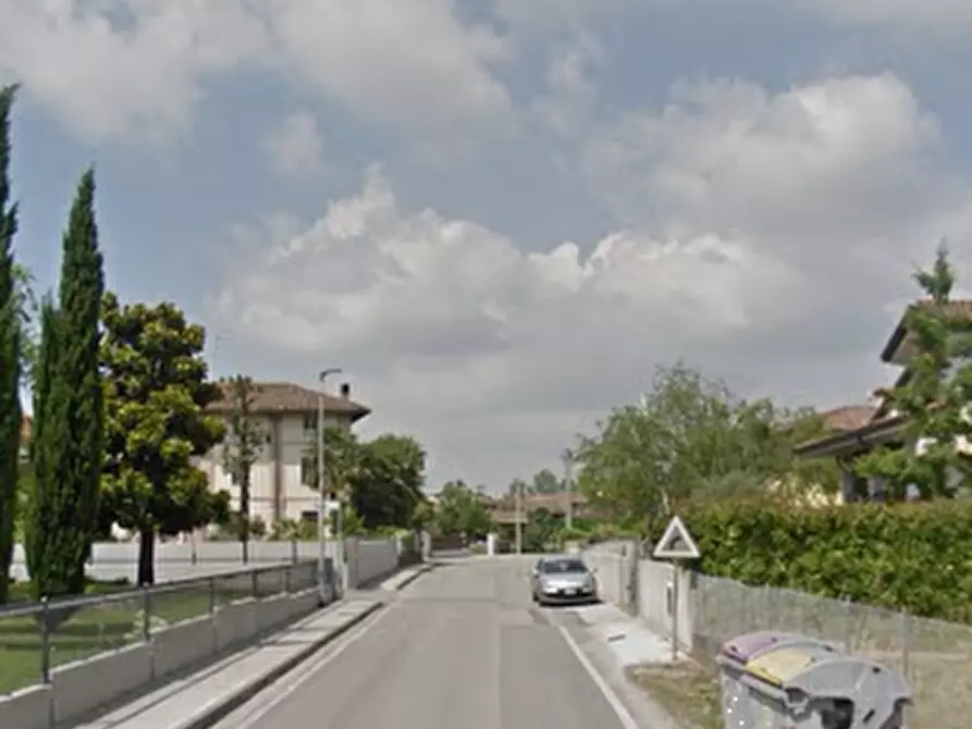 Immagine 18 di Villa in vendita  in Via Bando a Porpetto