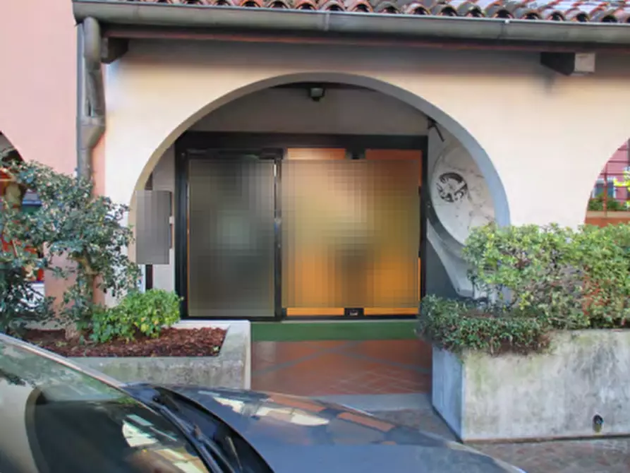 Immagine 1 di Negozio in vendita  in Via Roma a Gaiarine