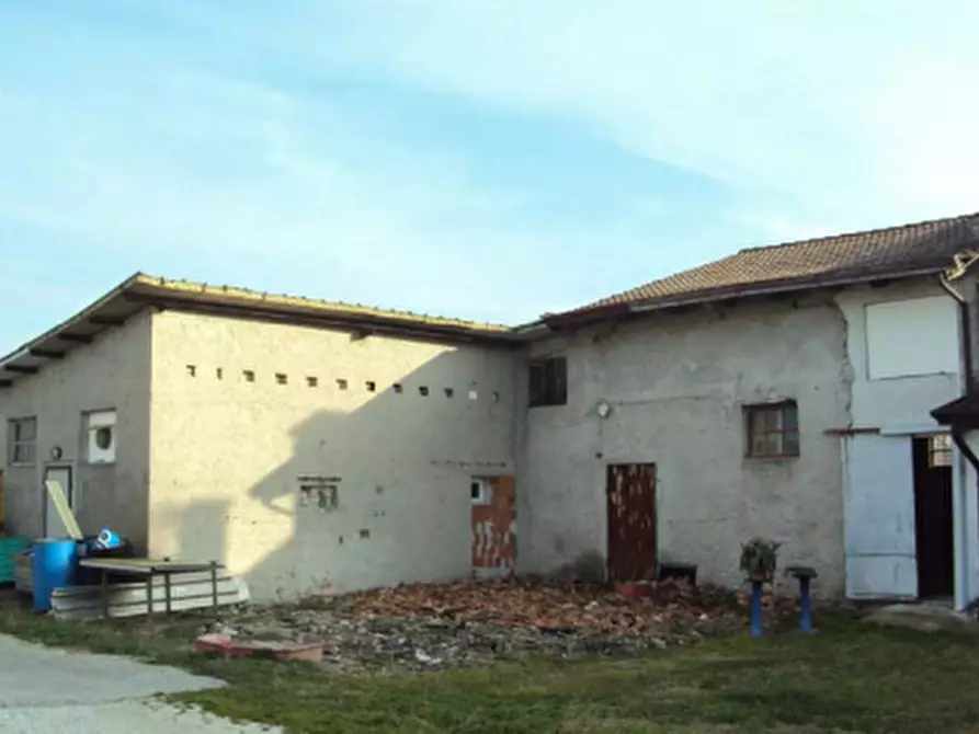 Immagine 1 di Porzione di casa in vendita  in Via Castella a Mansuè