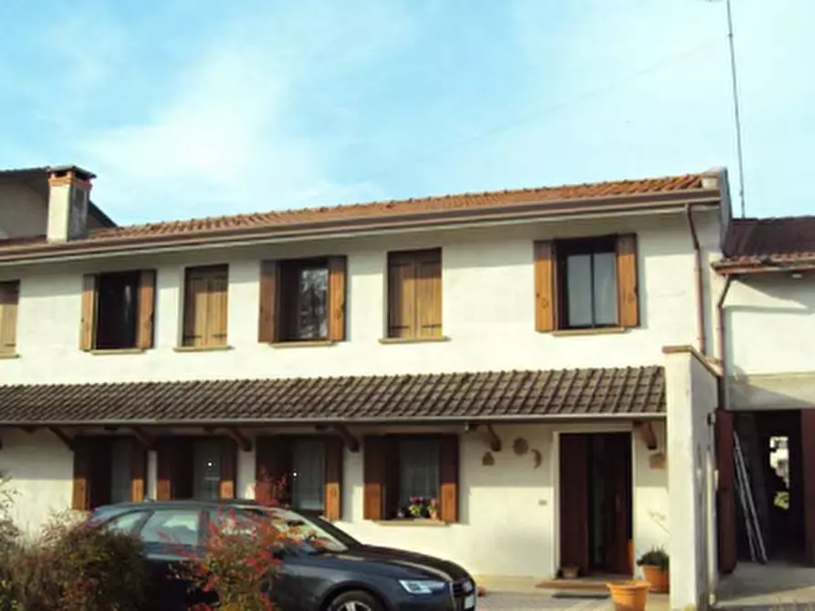 Immagine 6 di Porzione di casa in vendita  in Via Castella a Mansuè