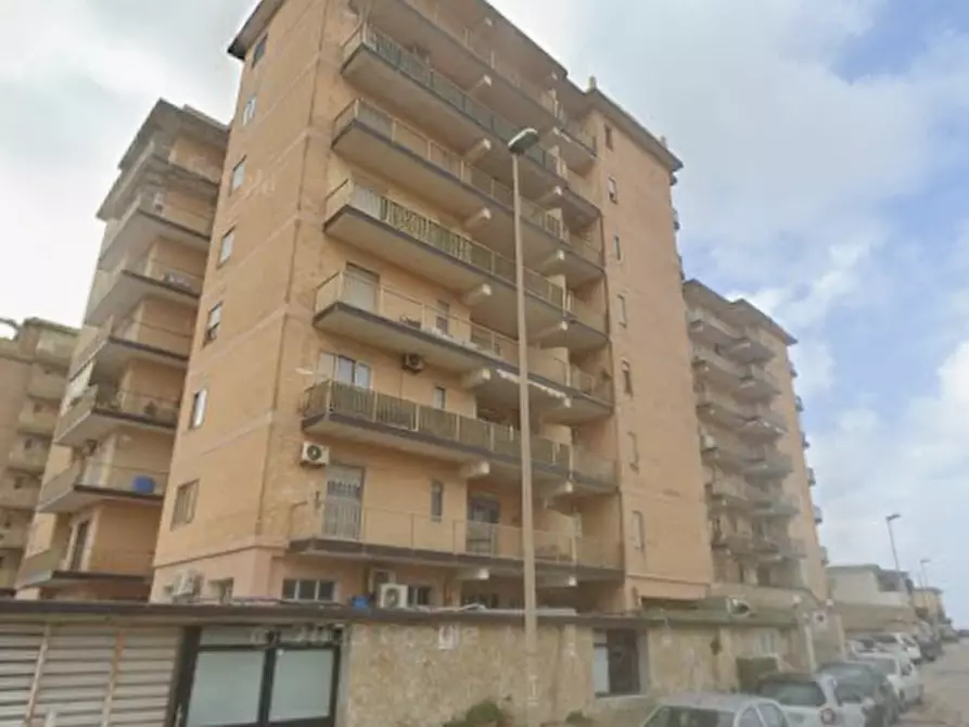 Immagine 2 di Appartamento in vendita  in Viale delle Camelie a Castel Volturno