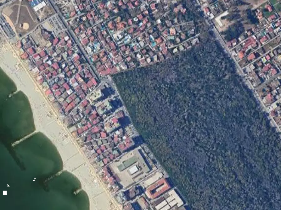 Immagine 11 di Appartamento in vendita  in Viale delle Camelie a Castel Volturno