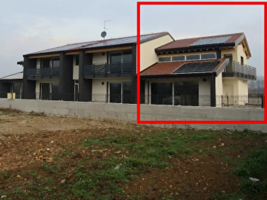 Immagine 1 di Porzione di casa in vendita  in Vicolo Don Puglisi a Lavagno